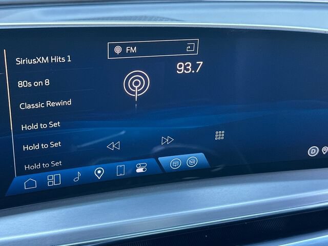 Used 2024 Cadillac Lyriq Luxury RWD image 22