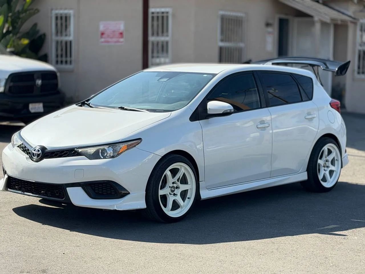 Used 2018 Toyota Corolla iM w/ Carpet Mat Package (TMS) image 8