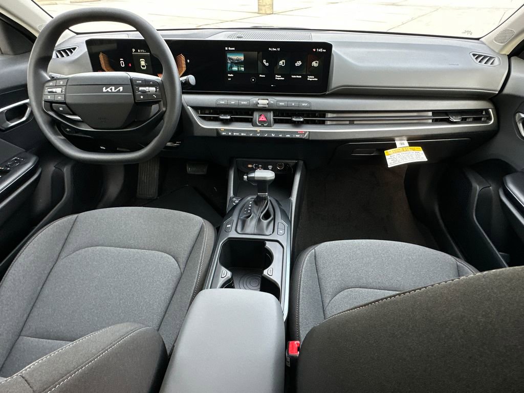 New 2025 Kia K4 LXS image 14