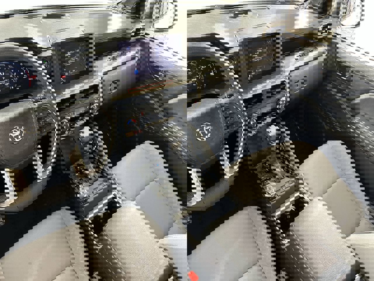 Used 2025 Toyota Tacoma SR5 image 22