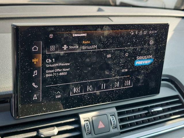 Used 2024 Audi Q5 e Premium Plus w/ Premium Plus Package image 13