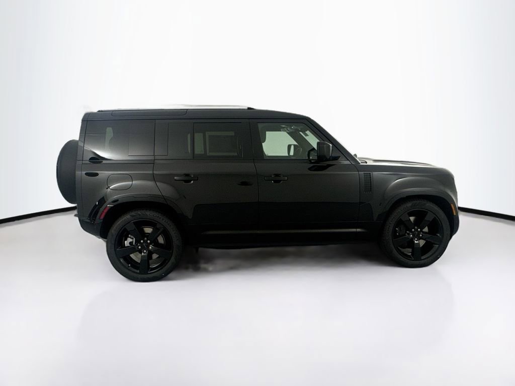 New 2026 Land Rover Defender 110 X-Dynamic SE AWD/4WD image 4