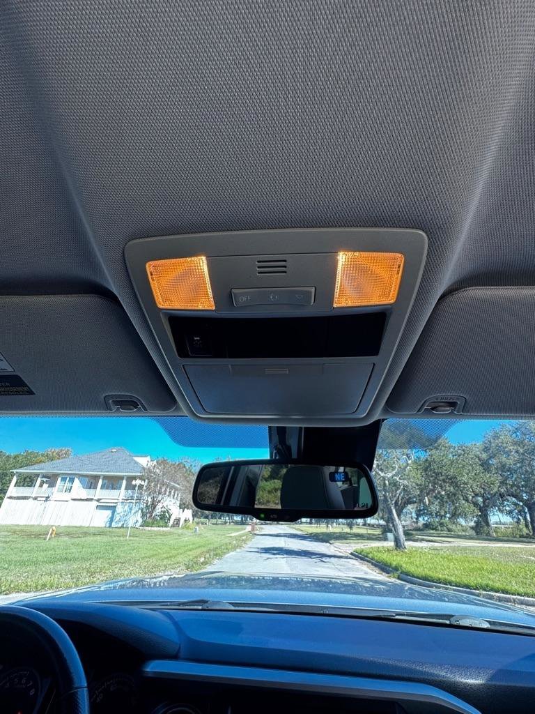 Used 2019 Toyota Tacoma SR5 image 24