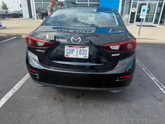 Used 2017 MAZDA MAZDA3 Sport w/ Preferred Equipment Package FWD image 12