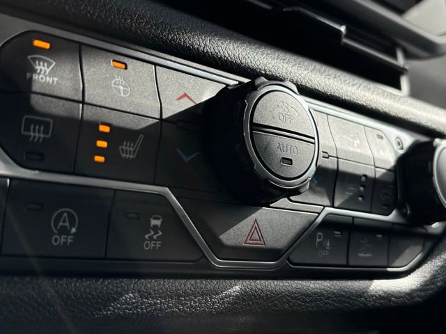 New 2026 Jeep Gladiator Sport AWD/4WD image 37