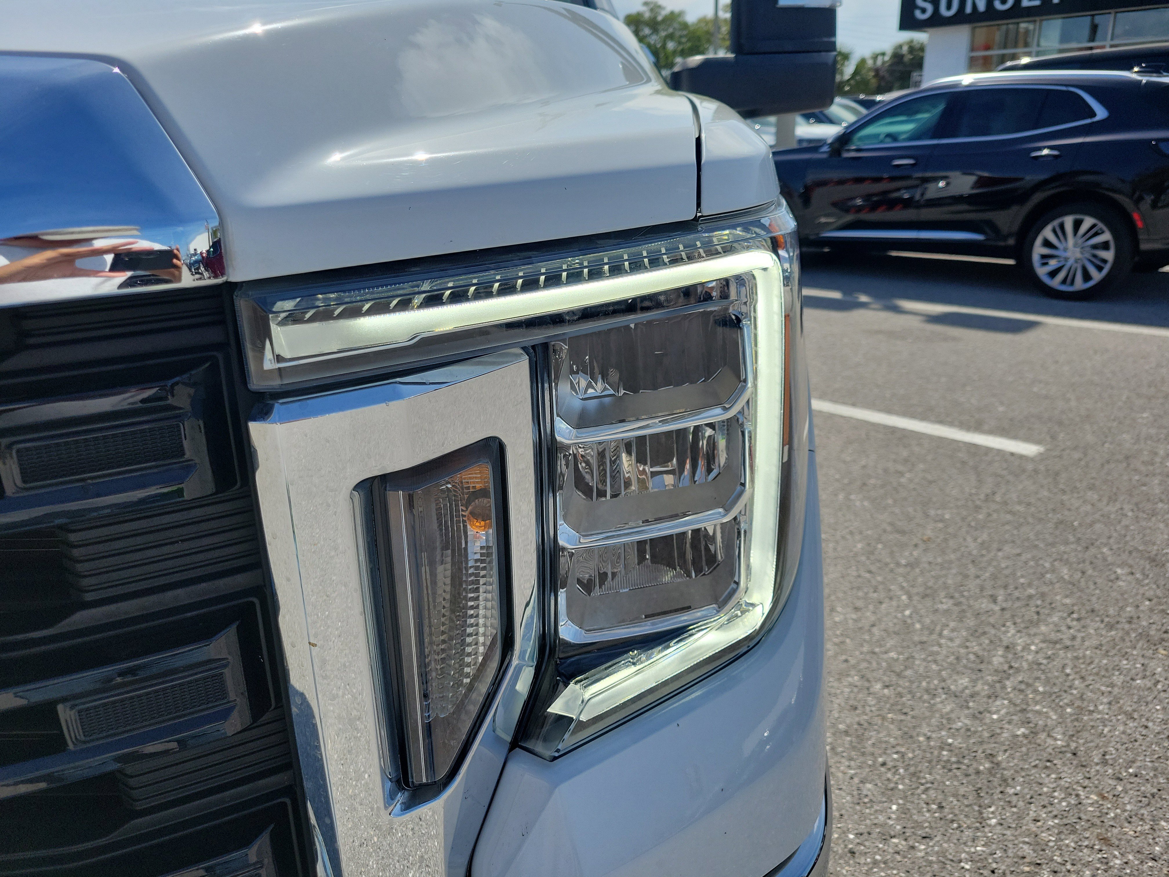 Certified 2023 GMC Sierra 2500 Pro w/ Convenience Package image 9