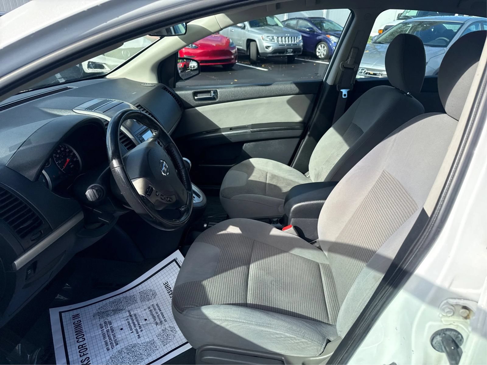 Used 2011 Nissan Sentra 2.0 SL w/ Navigation Pkg FWD image 9