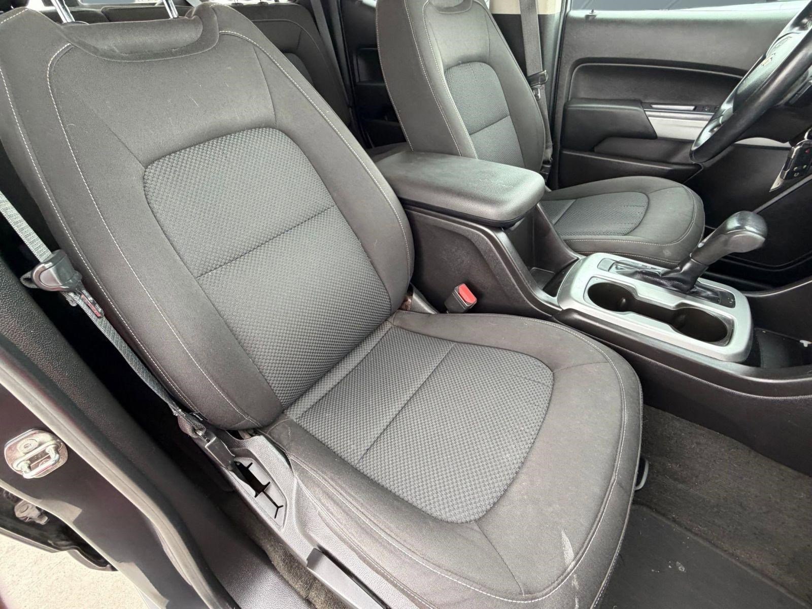 Used 2016 Chevrolet Colorado LT w/ LT Convenience Package image 20