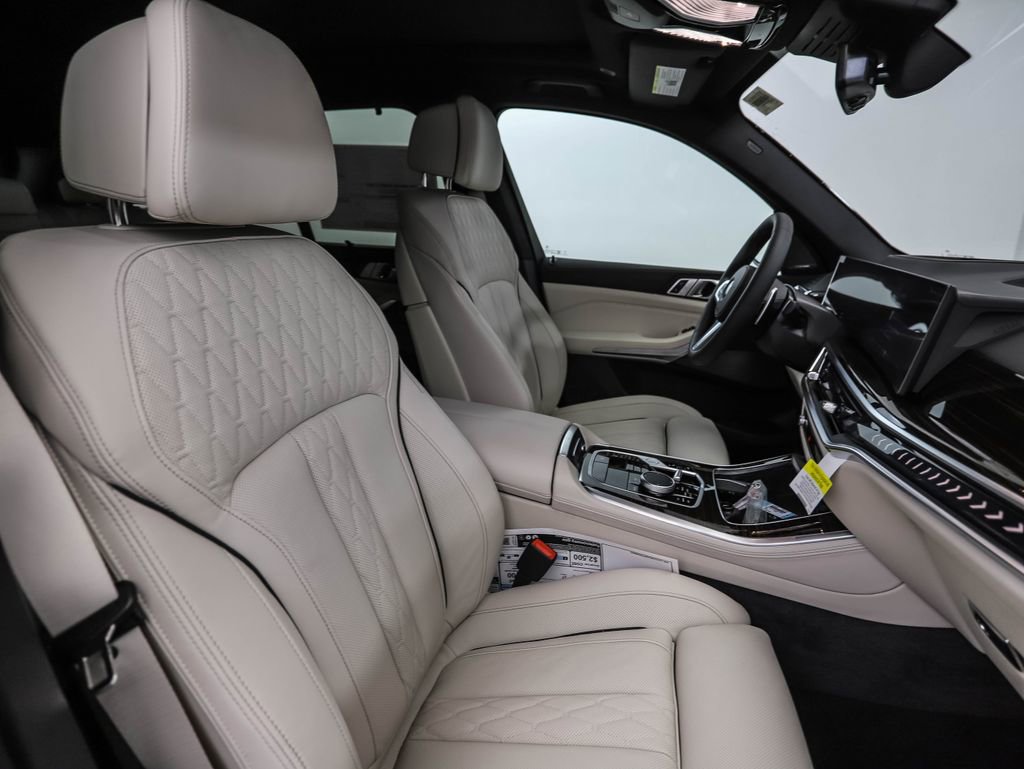 New 2026 BMW X5 xDrive40i w/ M Sport Package image 31