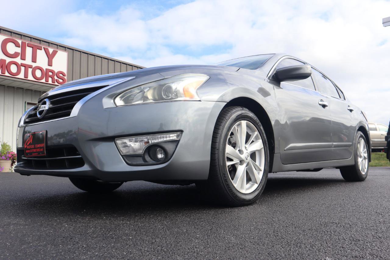Used 2015 Nissan Altima 2.5 SV FWD image 16