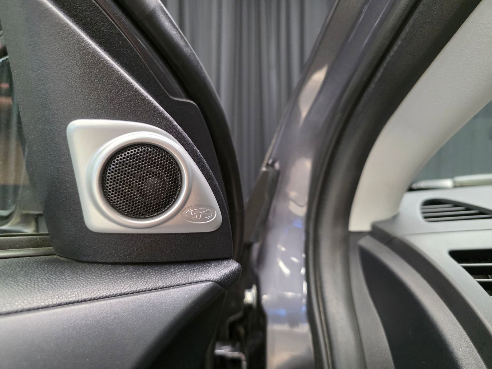 Used 2008 Mitsubishi Lancer Evolution GSR image 38