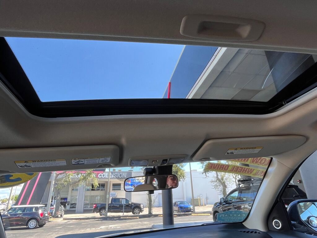 Used 2015 Mitsubishi Outlander GT image 25