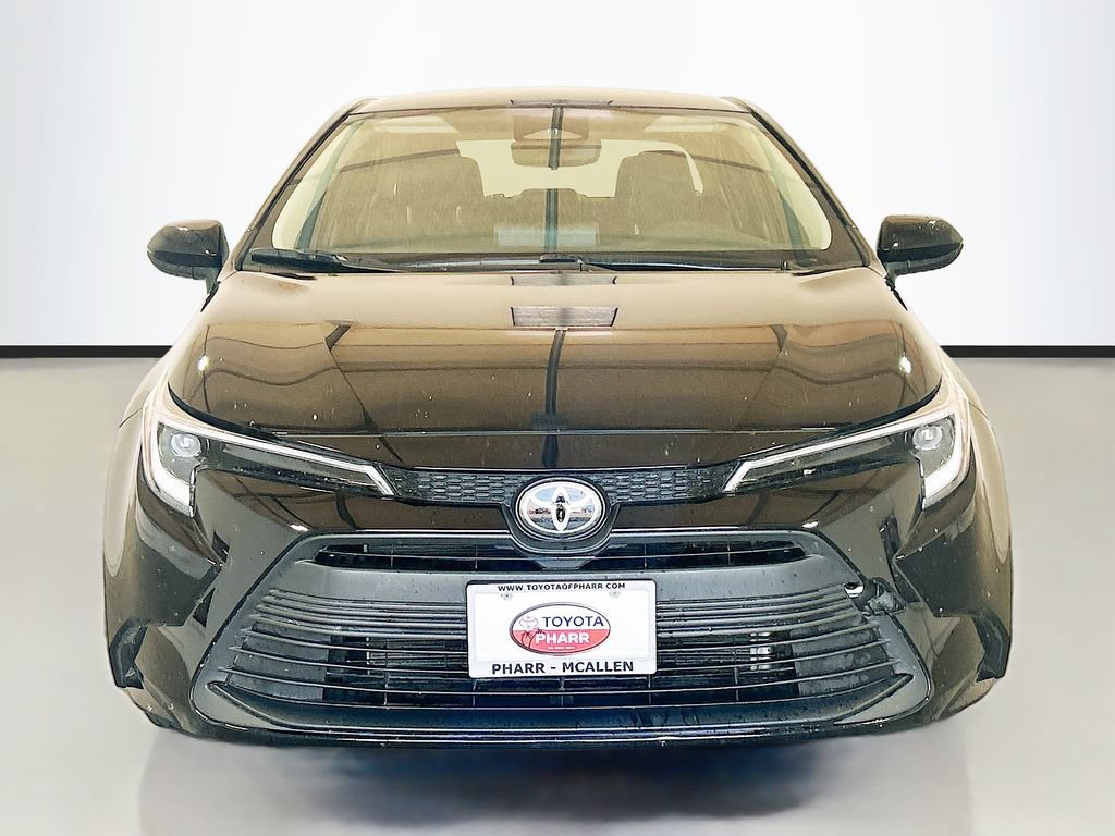 Used 2026 Toyota Corolla LE FWD image 2