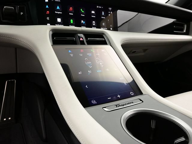 Certified 2025 Porsche Taycan AWD/4WD image 11