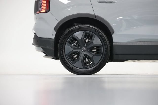 Used 2026 Volvo EX30 Cross Country Ultra w/ Protection Package Premier AWD/4WD image 21