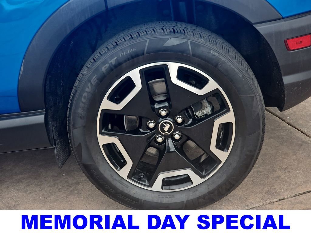 Used 2022 Ford Bronco Sport Outer Banks w/ Tech Package AWD/4WD image 35