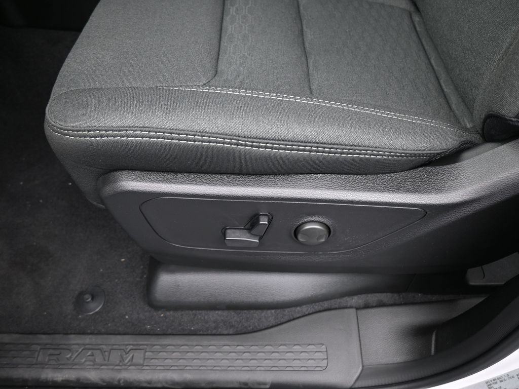 Used 2026 RAM 1500 Big Horn AWD/4WD image 15