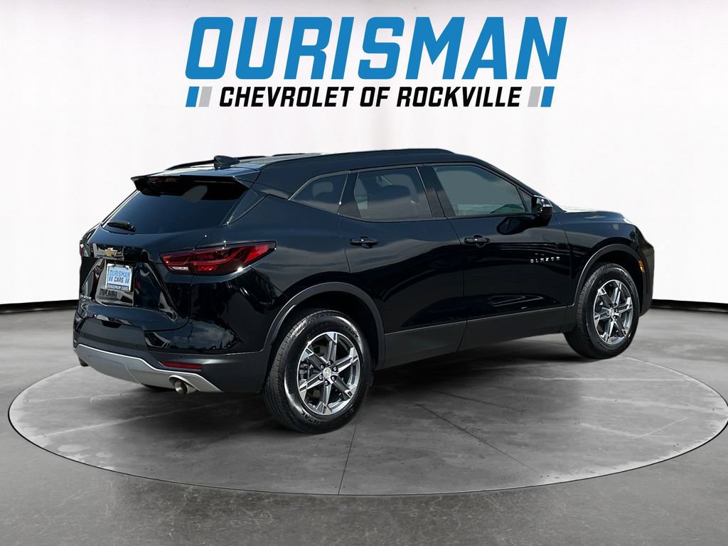 Used 2024 Chevrolet Blazer LT FWD image 6