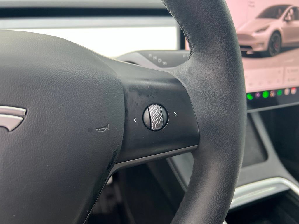 Used 2022 Tesla Model Y Performance AWD/4WD image 26