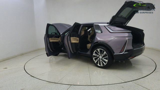 Used 2024 Cadillac Lyriq Luxury w/ Nappa Leather Package RWD image 74
