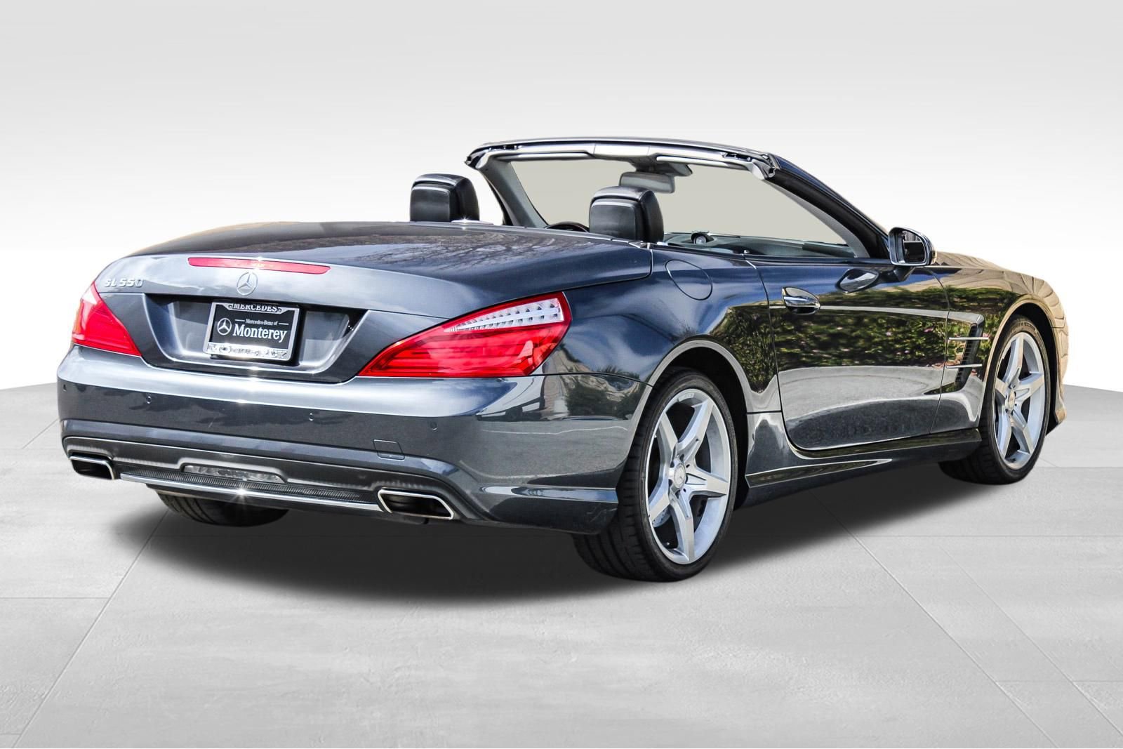 Used 2014 Mercedes-Benz SL 550 image 8