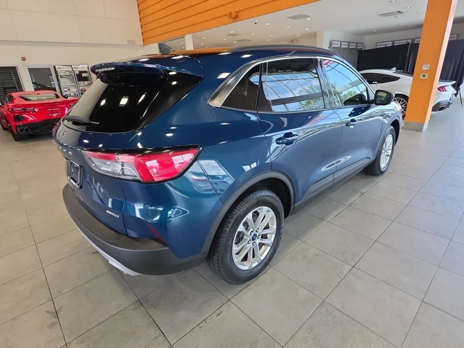 Used 2020 Ford Escape SE AWD/4WD image 7