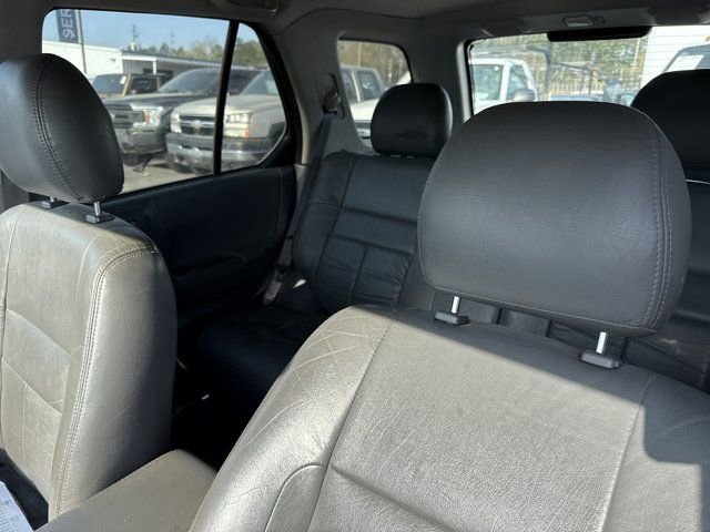 Used 2001 Isuzu Rodeo S image 13