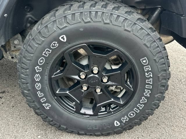Used 2023 Jeep Wrangler Unlimited w/ Cold Weather Group AWD/4WD image 34