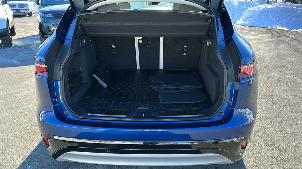 Certified 2022 Jaguar F-PACE S image 25