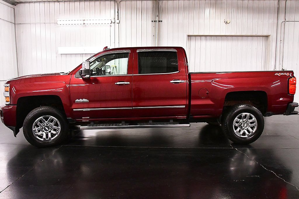 Used 2016 Chevrolet Silverado 3500 High Country w/ Duramax Plus Package AWD/4WD image 4