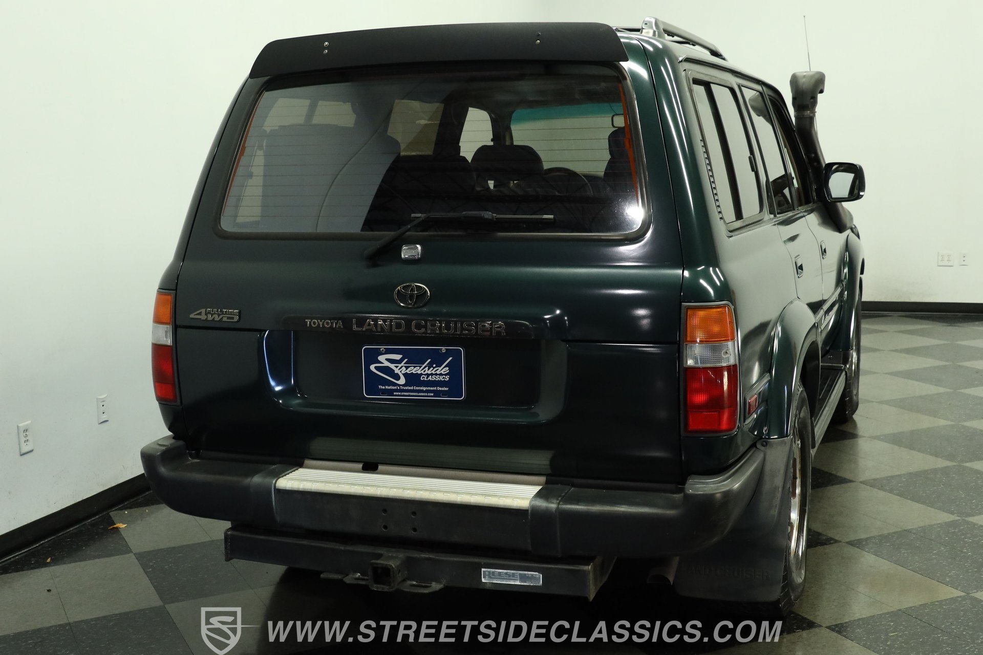 Used 1997 Toyota Land Cruiser w/ Collector's Edition Pkg AWD/4WD image 10