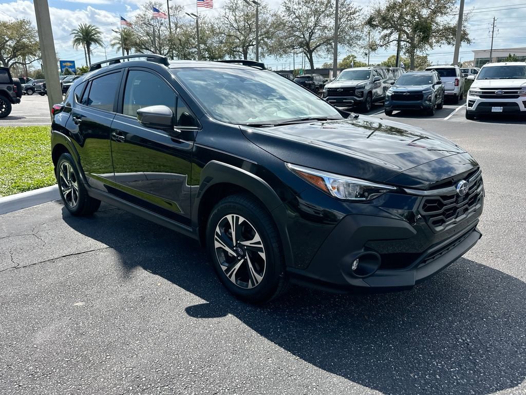Used 2024 Subaru Crosstrek 2.0i Premium image 4