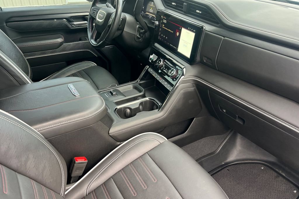 Used 2024 GMC Sierra 2500 AT4X image 12