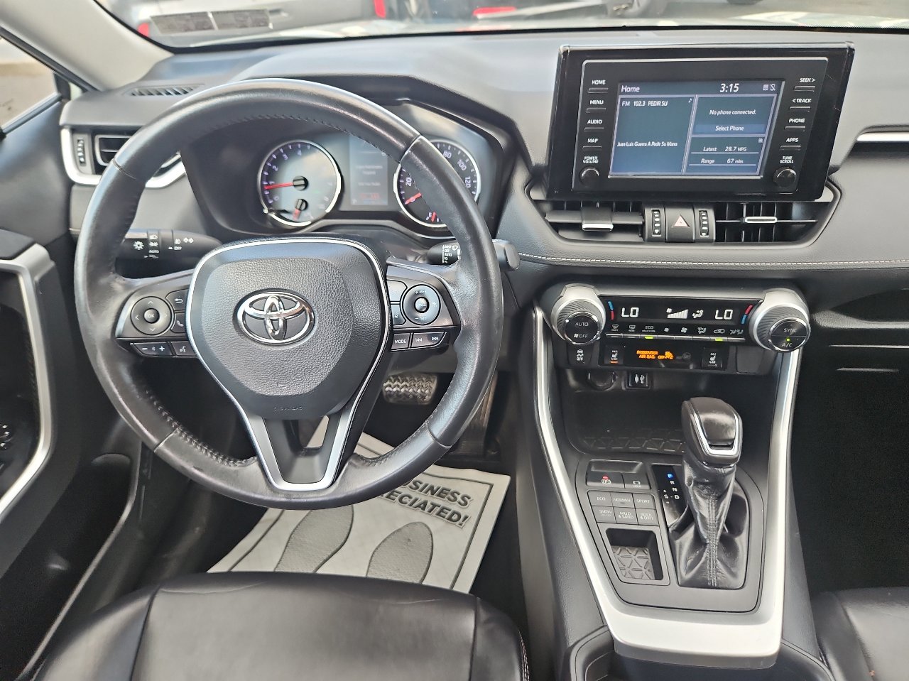 Used 2019 Toyota RAV4 XLE Premium image 22