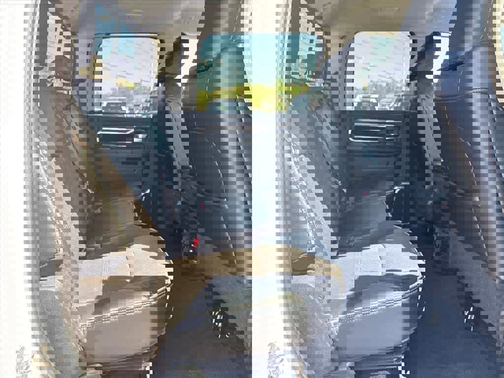 Used 2024 RAM 2500 Laramie image 8