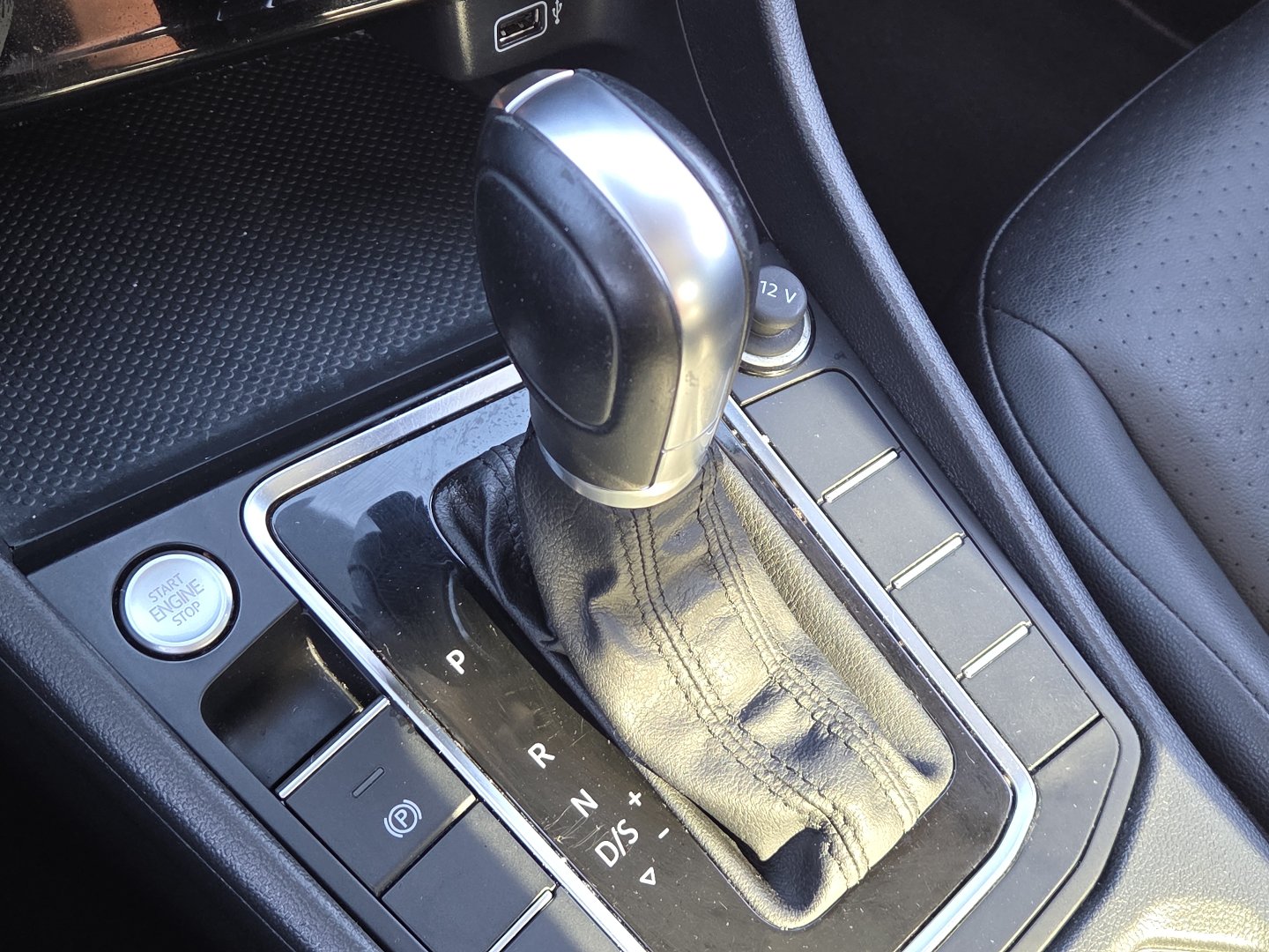 Used 2019 Volkswagen Jetta SEL FWD image 29