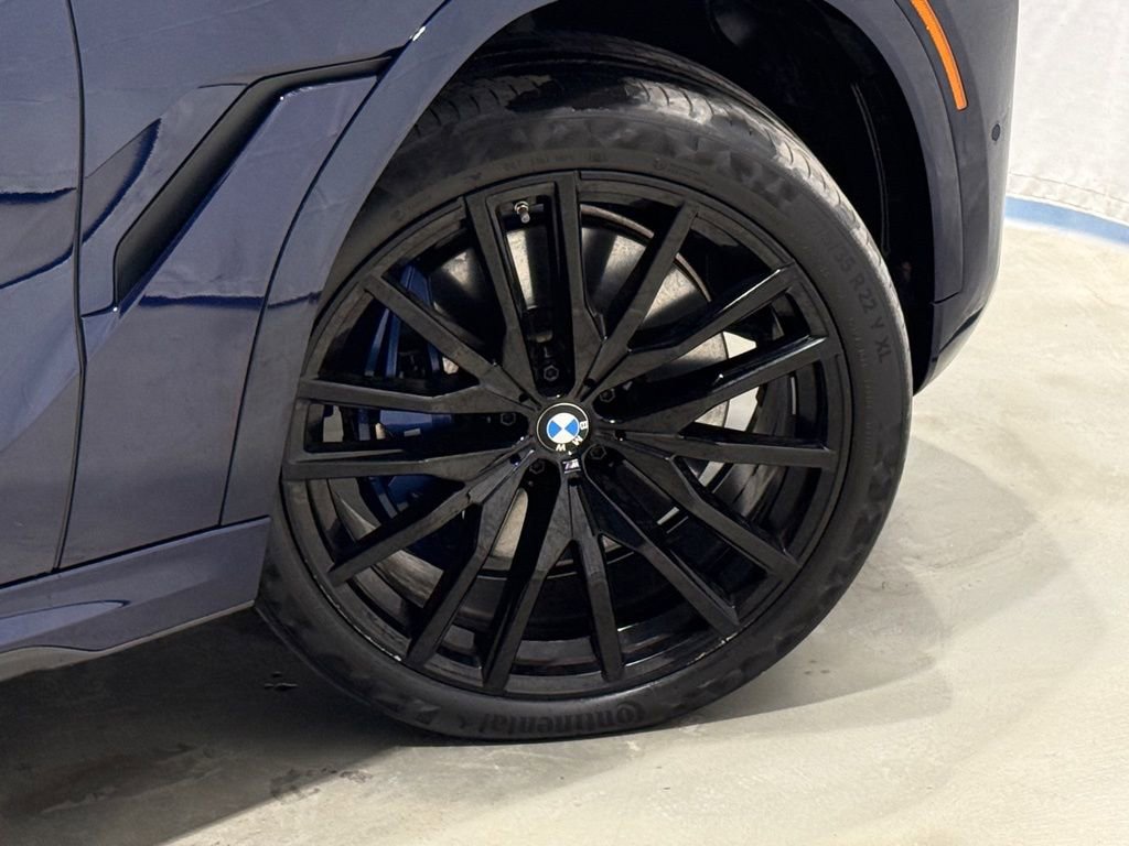 Used 2024 BMW X6 M60i w/ Dynamic Handling Package image 7
