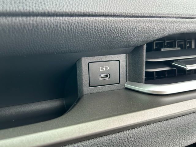 Used 2024 Toyota Grand Highlander XLE image 33