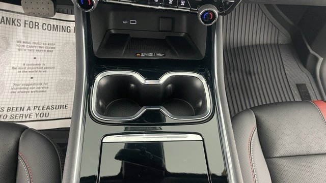 Used 2025 Chevrolet Traverse RS w/ LPO, Floor Liner Package image 43