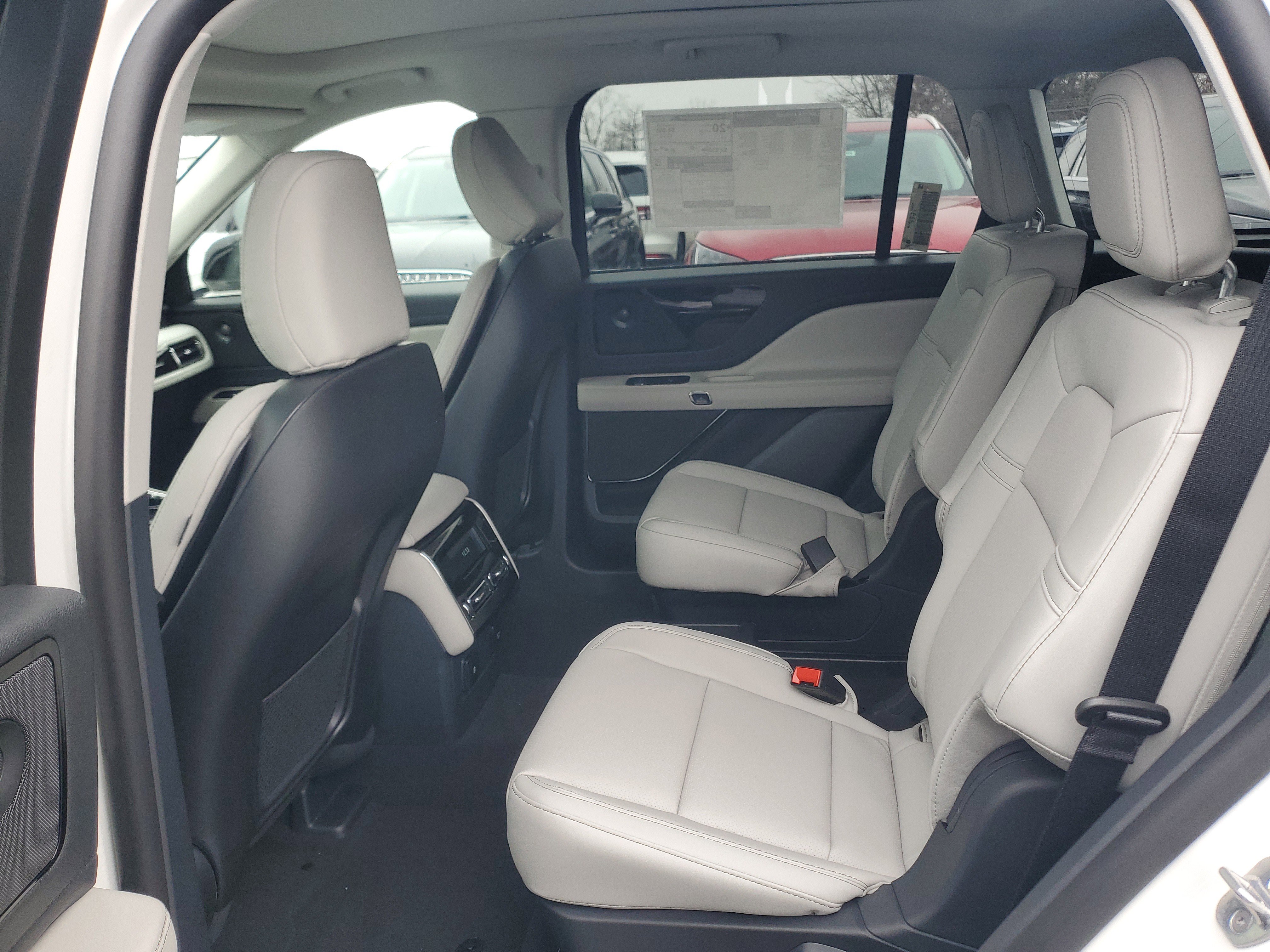 New 2026 Lincoln Aviator AWD image 23