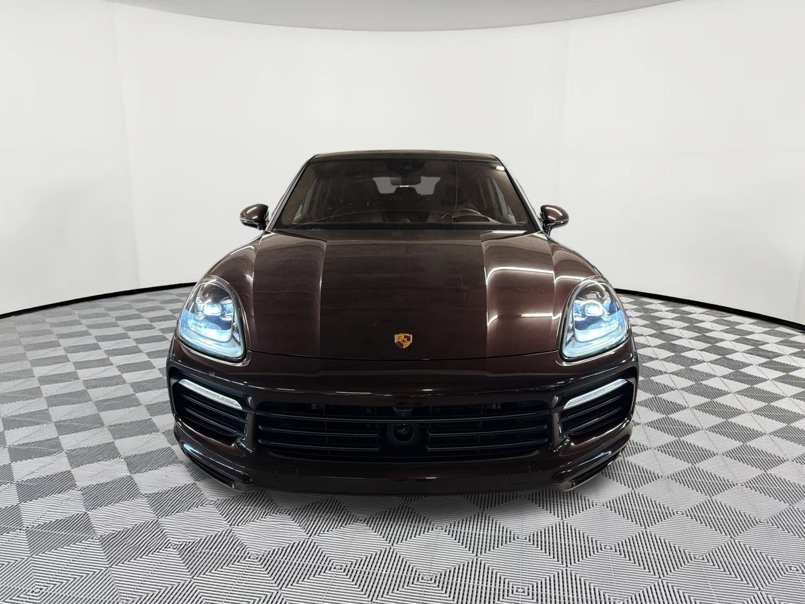 Used 2023 Porsche Cayenne Platinum Edition AWD/4WD image 6