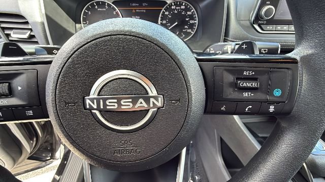 Used 2023 Nissan Rogue SV AWD/4WD image 18