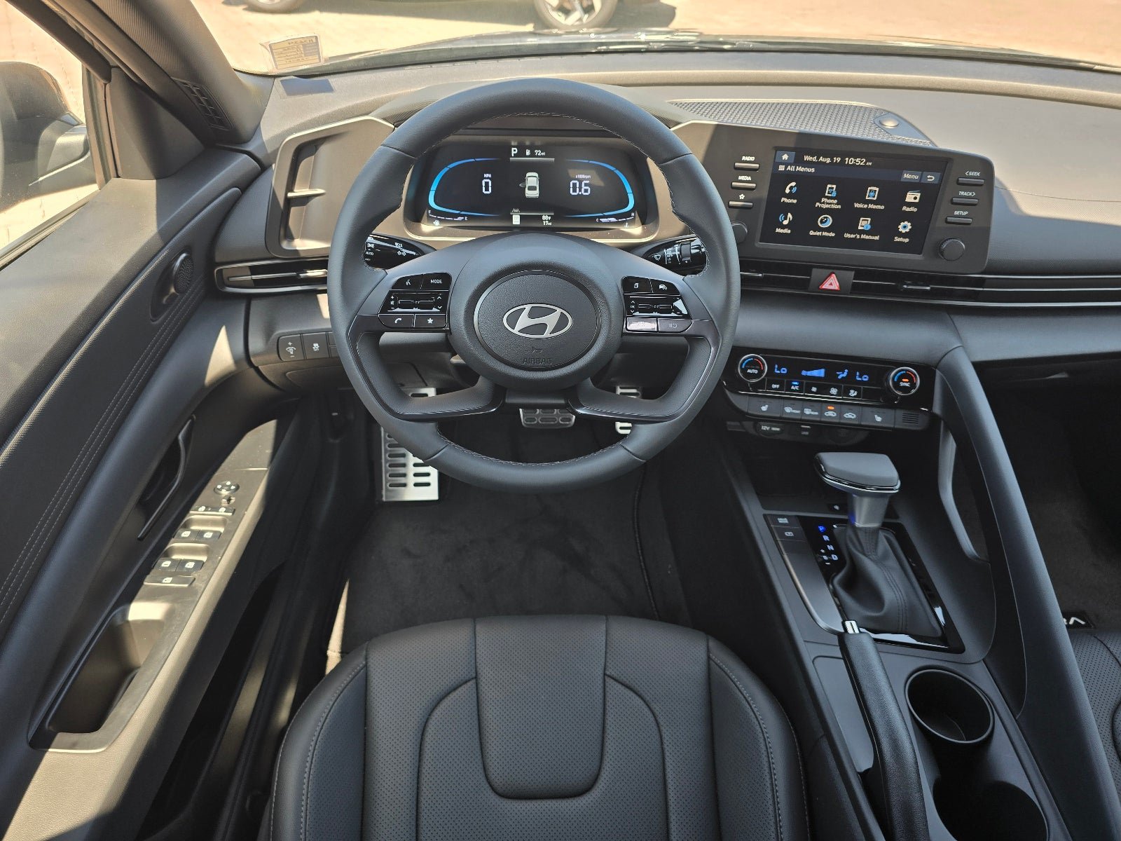 New 2026 Hyundai Elantra SEL Sport FWD image 13