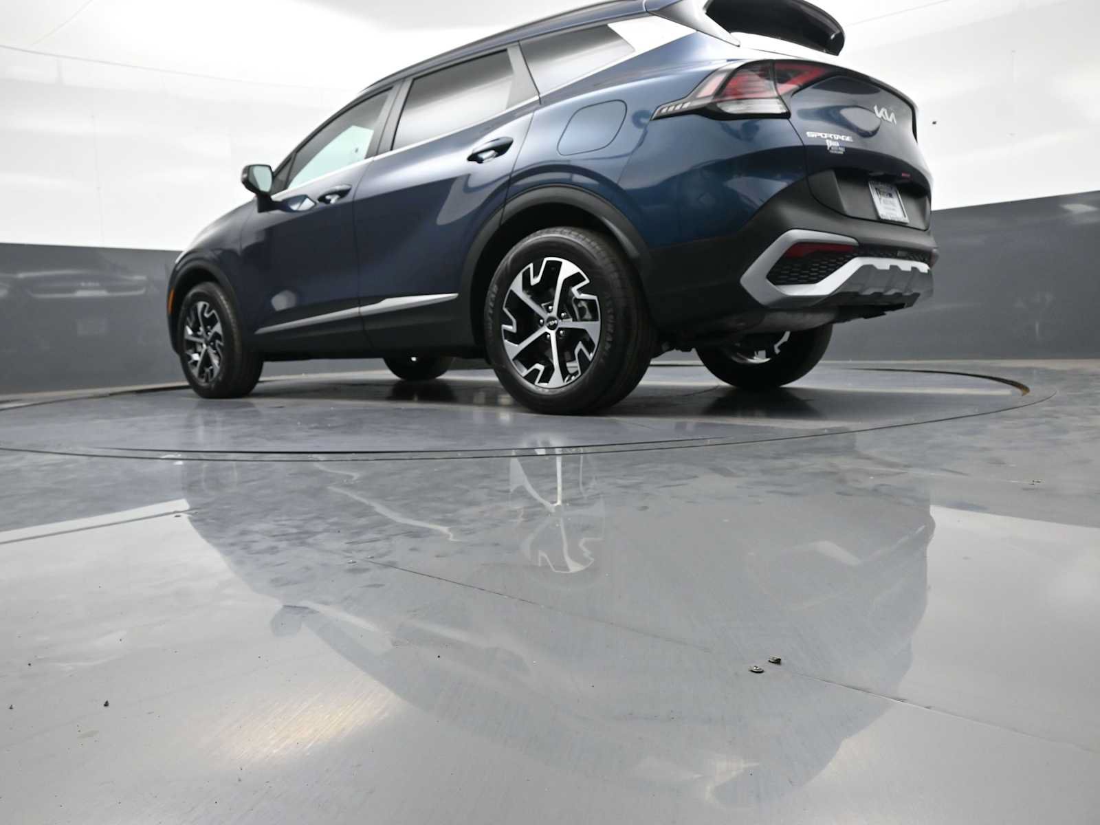 Used 2025 Kia Sportage EX w/ EX Premium Package AWD/4WD image 33