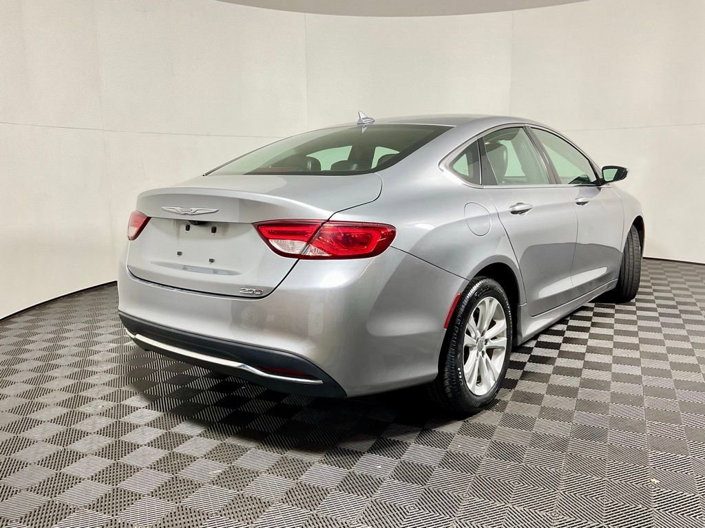 Used 2017 Chrysler 200 Limited Platinum FWD image 17