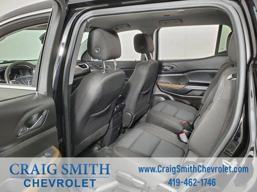 Used 2022 GMC Acadia SLE w/ Driver Convenience Package FWD image 38