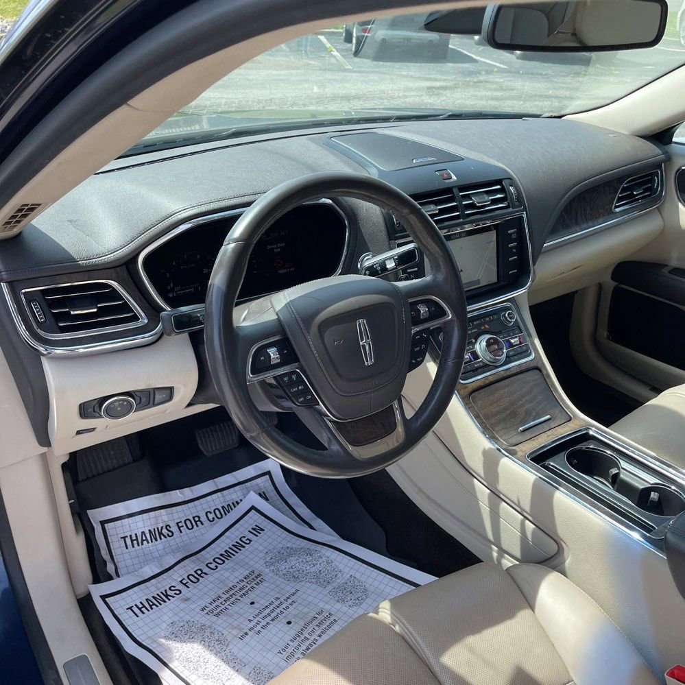 Used 2017 Lincoln Continental Reserve w/ Climate Package AWD/4WD image 15