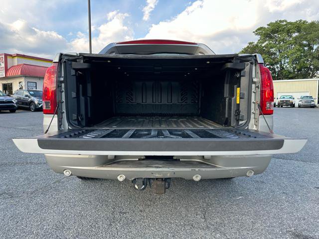 Used 2004 Cadillac Escalade EXT AWD/4WD image 14
