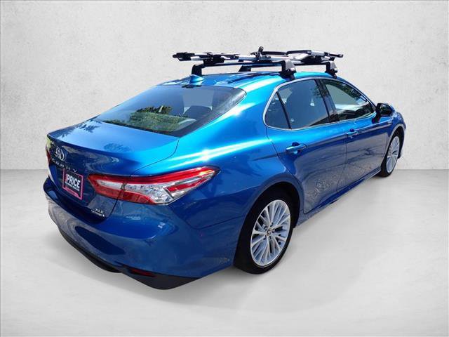 Used 2020 Toyota Camry XLE w/ Sunroof Package FWD video 4