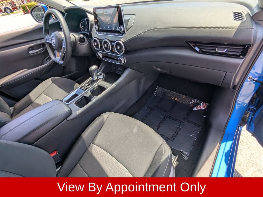 Used 2025 Nissan Sentra SV FWD image 33